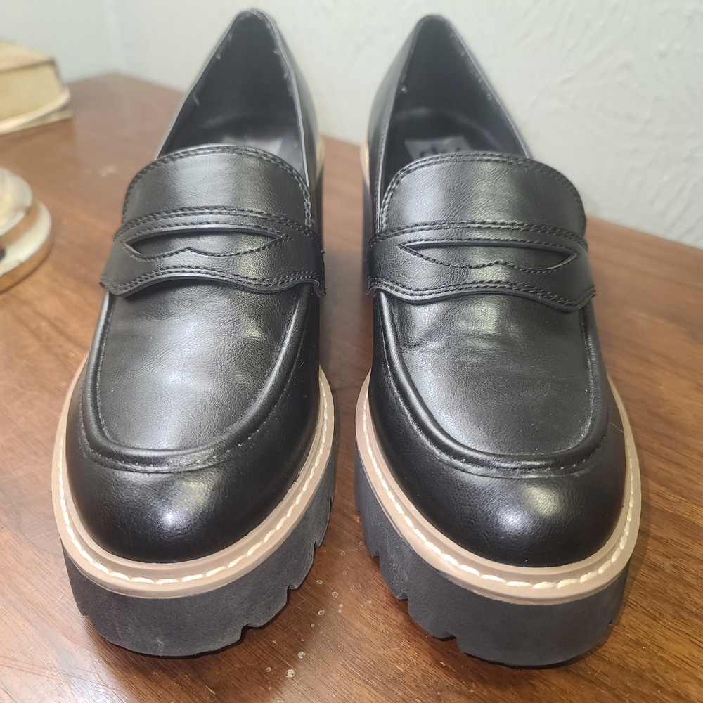 Dolce Vita Black 3" Heel Penny Loafers 9